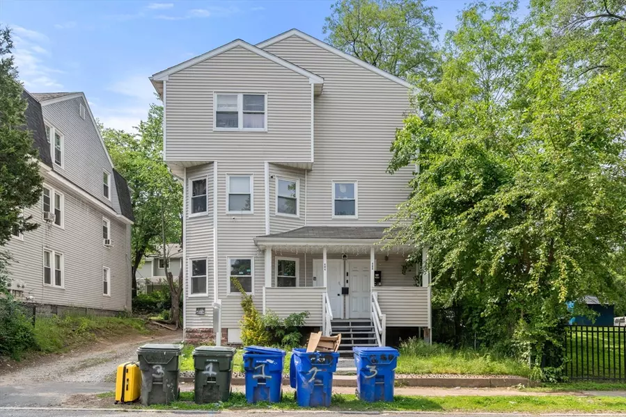 404-406 Franklin St, Springfield, MA 01104
