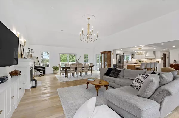 Plymouth, MA 02360,249 Little Sandy Pond Rd