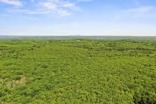 Upton, MA 01568,0 Ridge Road