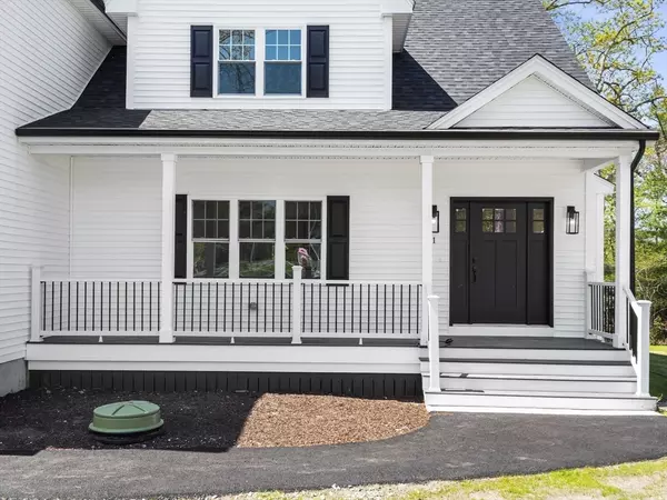 Dartmouth, MA 02747,316 Old Westport Rd