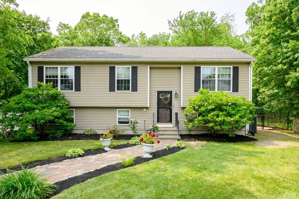 Abington, MA 02351,89 Block Street