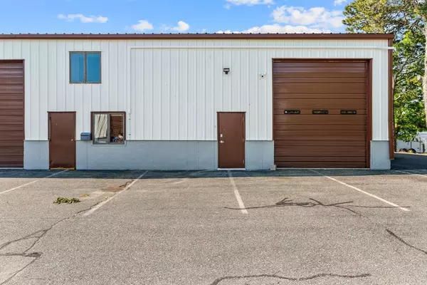 Yarmouth, MA 02673,79 Mid-Tech Drive #D