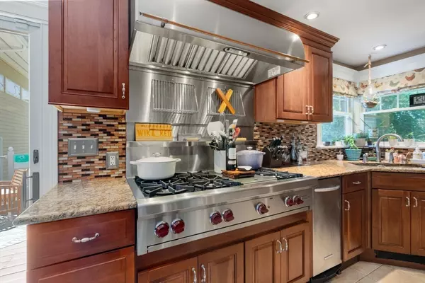Swansea, MA 02777,126 Jaffrey Street