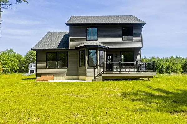 Belchertown, MA 01007,17 Woodland Lane