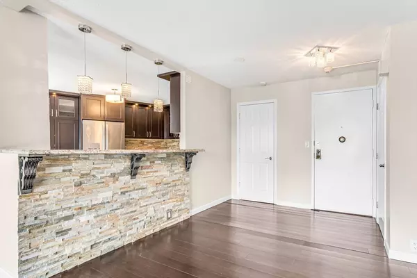 Newton, MA 02467,280 Boylston St #511