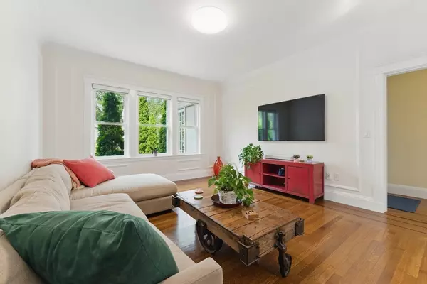 200 Winchester St #1, Brookline, MA 02446
