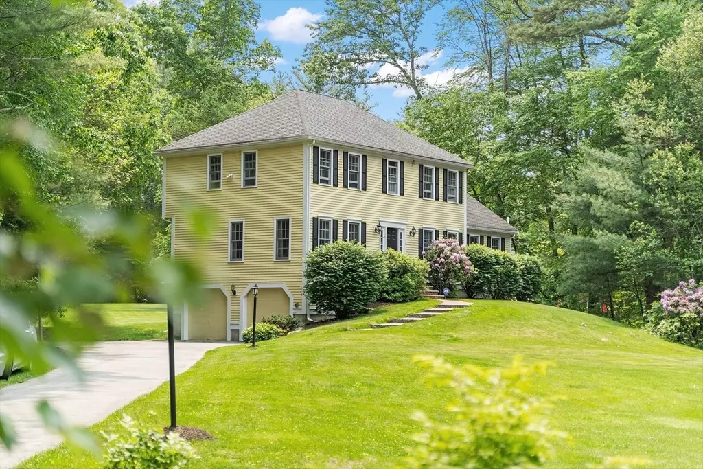 Boxborough, MA 01719,28 Old Harvard Rd