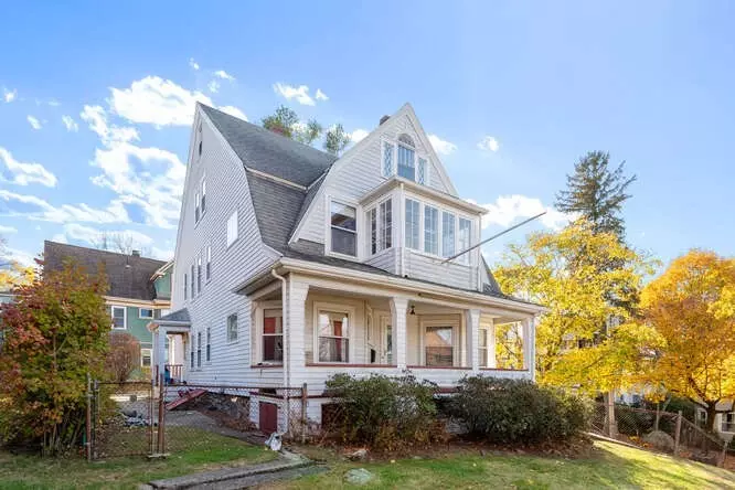 Arlington, MA 02476,4 - 6 West Street