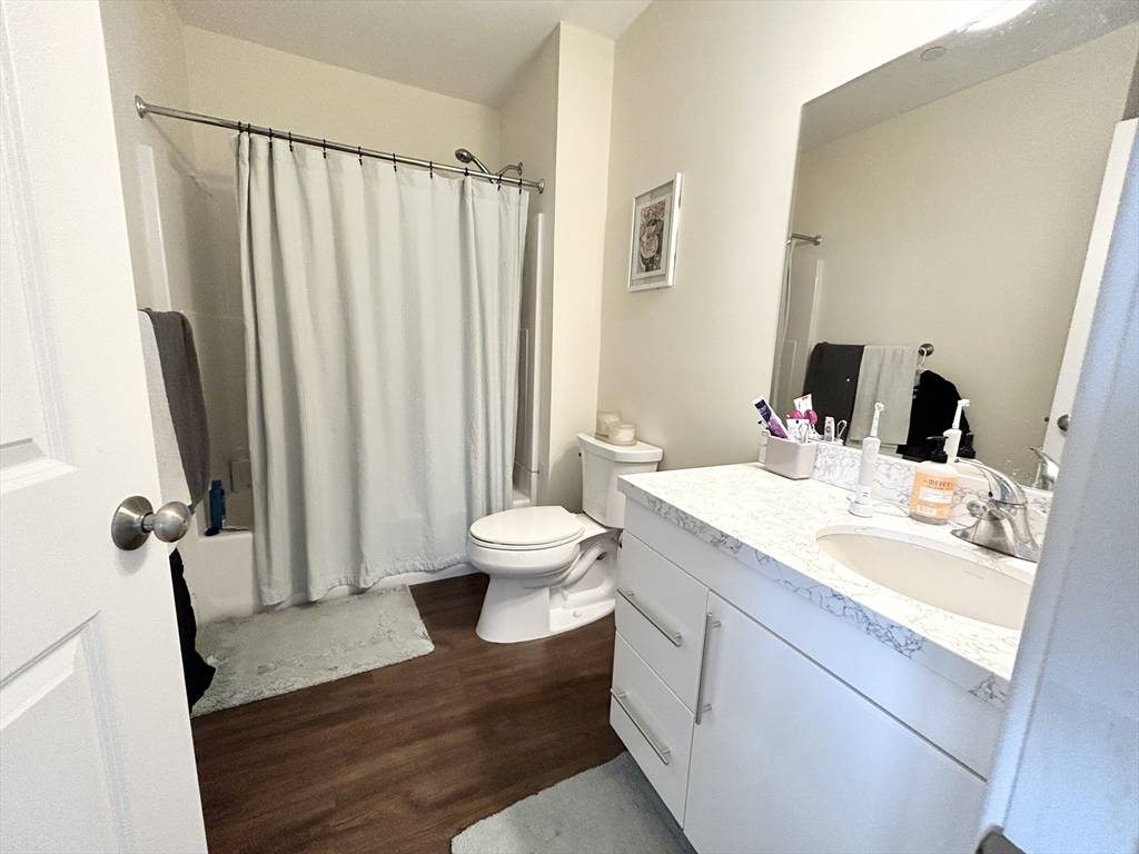 Boston, MA 02119,81 Amory St #203