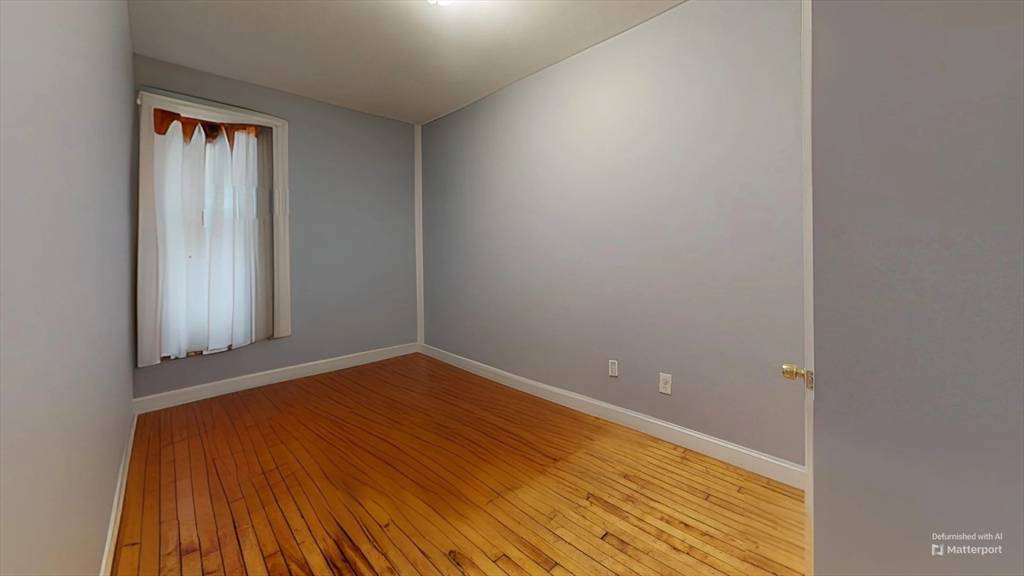 Boston, MA 02127,330 1/2 E St. #1
