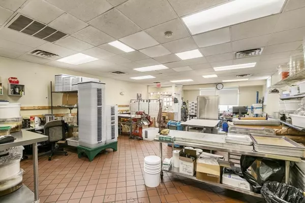Boston, MA 02136,202 Neponset Valley Pkwy
