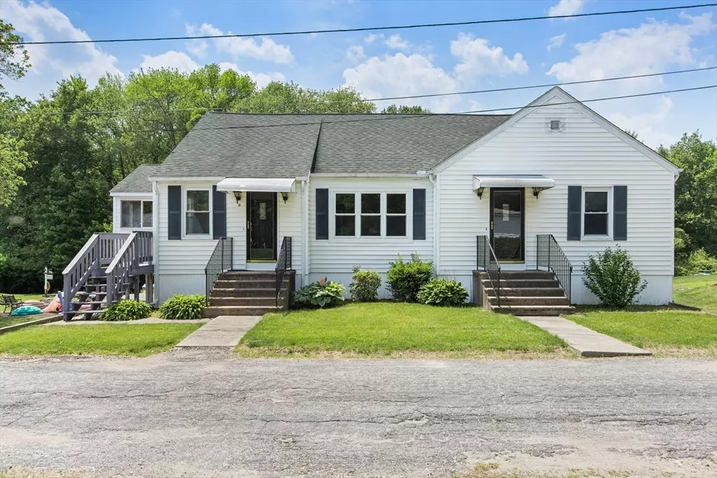 Uxbridge, MA 01569,10 Hazel Plaza