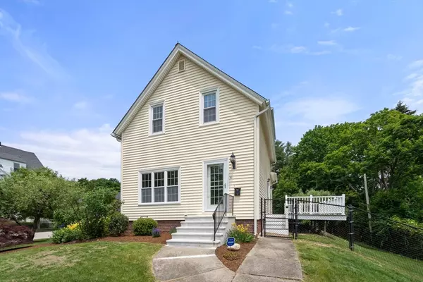 Worcester, MA 01602,4 Hadwen Rd