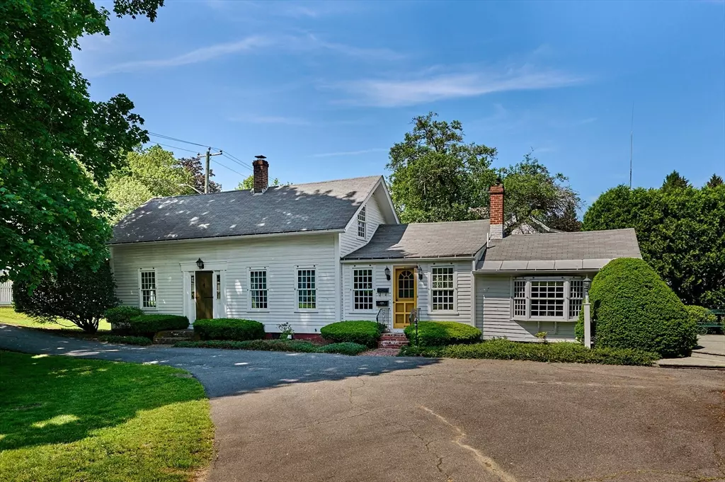 Montague, MA 01376,407 Montague City Rd.