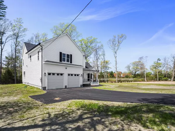 Dartmouth, MA 02747,310 Old Westport