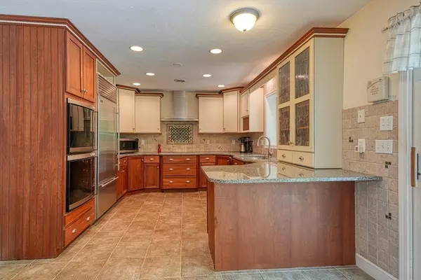 Milford, MA 01757,45 Whitewood Road