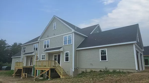 Acton, MA 01720,90 Willow Street #1