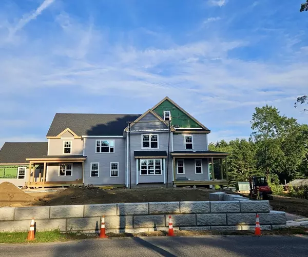 Acton, MA 01720,90 Willow Street #1