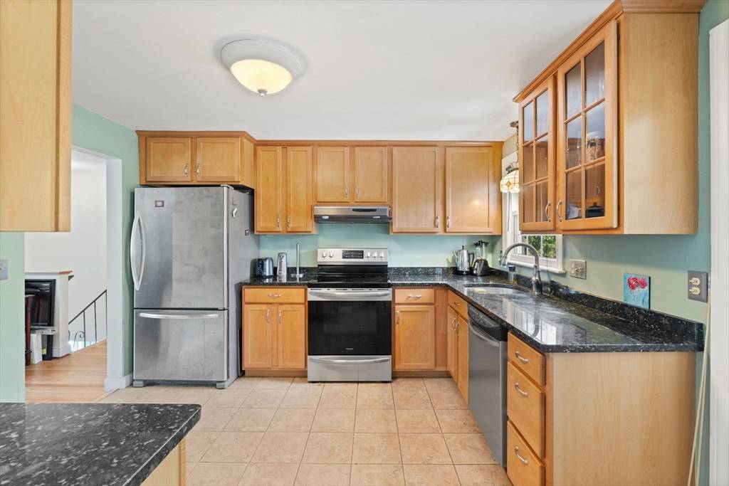 Framingham, MA 01701,33 Knight Rd