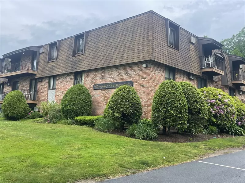 635 W Lowell Ave #8, Haverhill, MA 01832