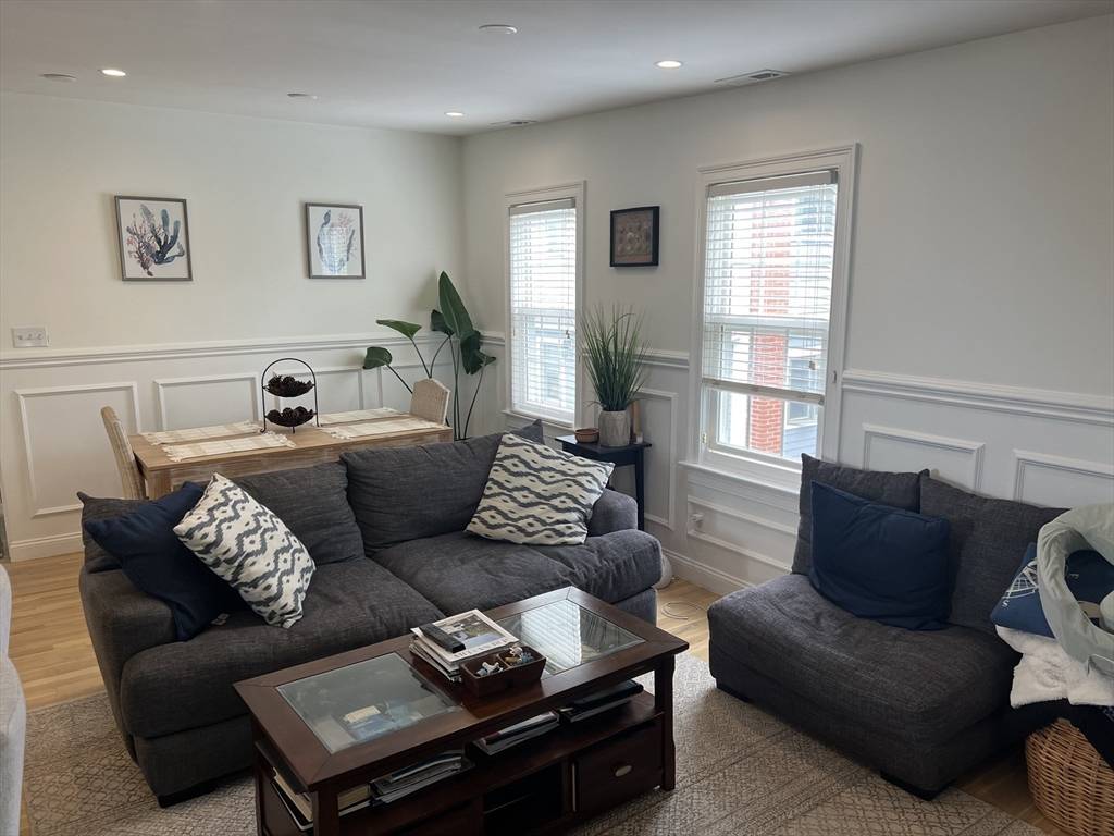 Boston, MA 02127,152 O St #3