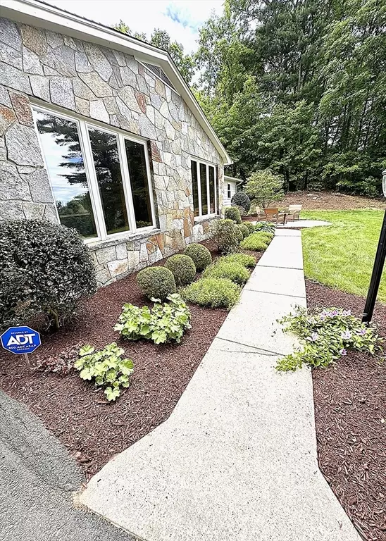 Somers, CT 06071,24 Skyridge Dr