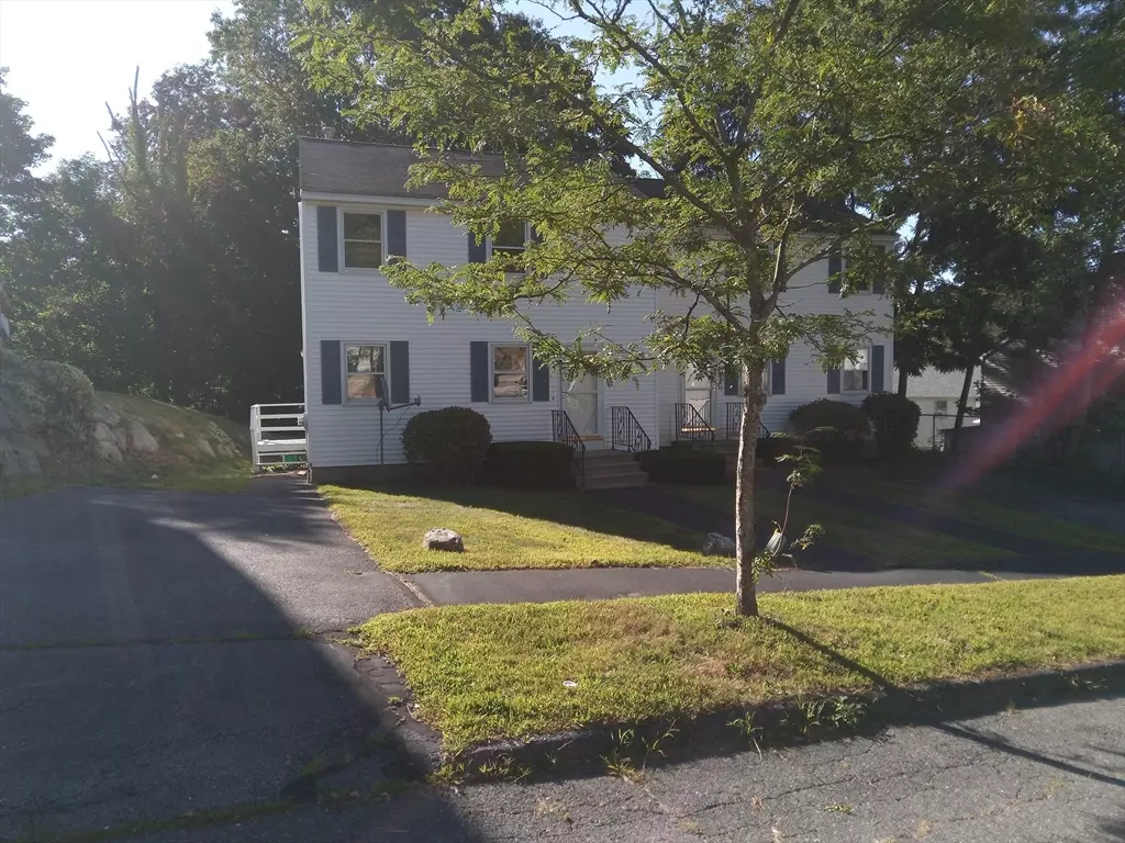Worcester, MA 01603,15 Catalpa Circle #1