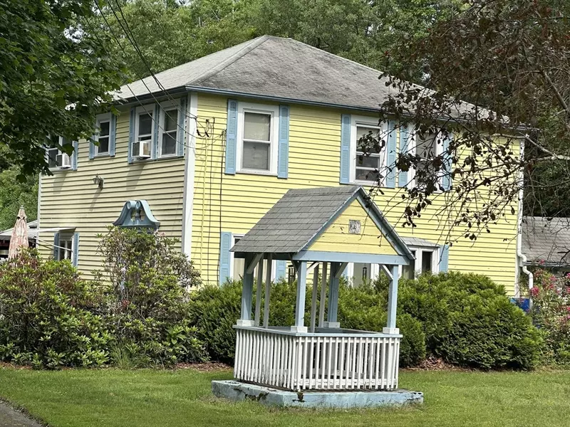 15 Tully Road, Orange, MA 01364