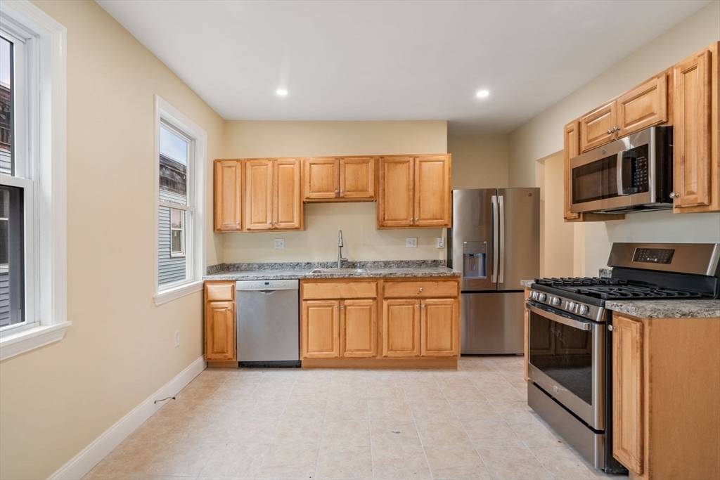 Boston, MA 02135,570 Washington Street #3