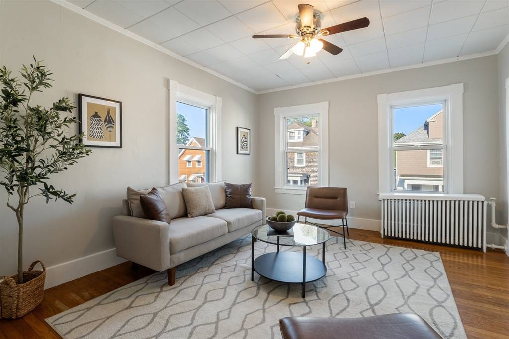 New Bedford, MA 02740,282 Palmer St