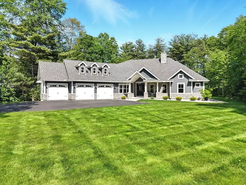 18 Meadow Lane, Southwick, MA 01077