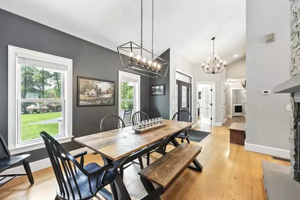 Southwick, MA 01077,18 Meadow Lane