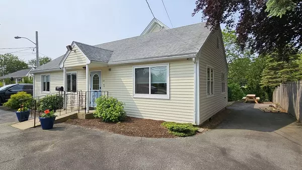 Wareham, MA 02571,114 High St