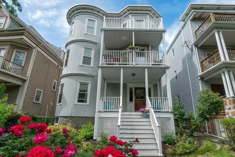 762 Columbia Rd #2, Boston, MA 02125