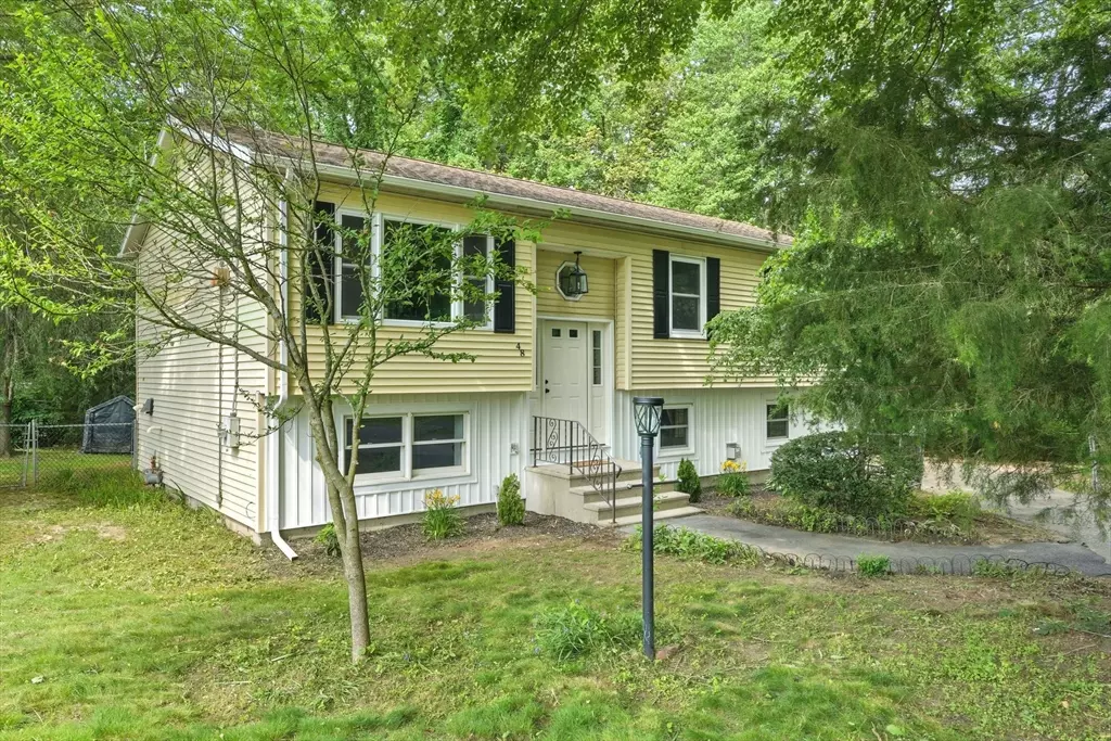 Springfield, MA 01119,48 Lawnwood St