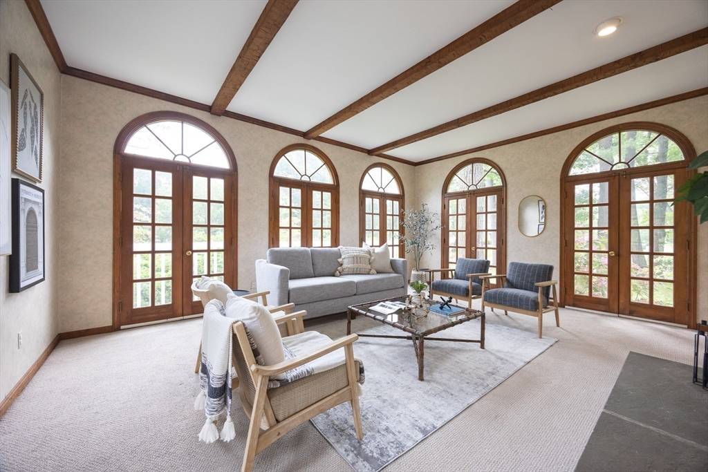 5 Taintor Dr, Sudbury, MA 01776