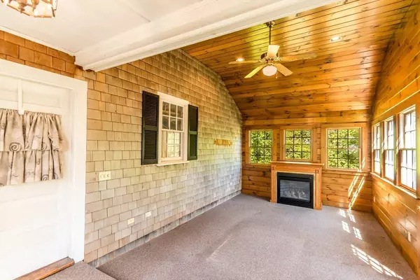 Yarmouth, MA 02675,14 Ahab Rd