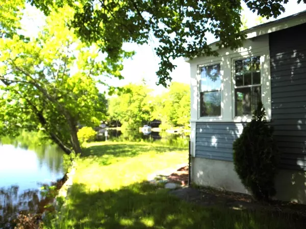Salem, NH 03079,55 A Millville Cir