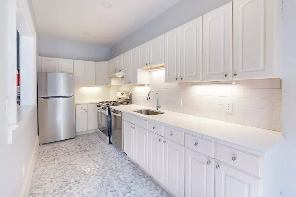 Boston, MA 02118,1666 Washington St #2