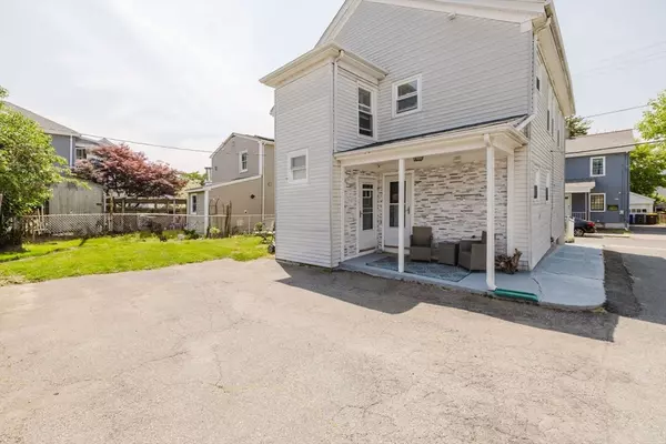 Fall River, MA 02724,20 Wilcox St