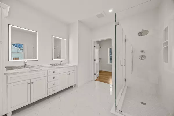 Falmouth, MA 02536,lot 487 Menauhant Rd
