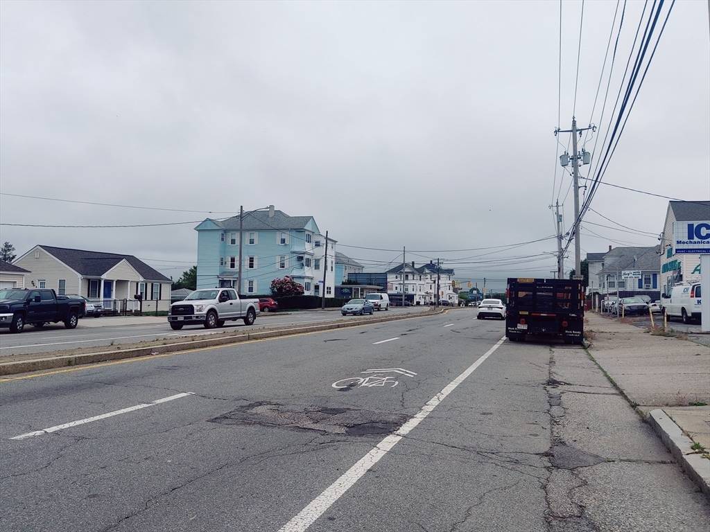 Fall River, MA 02721,681 Brayton Avenue