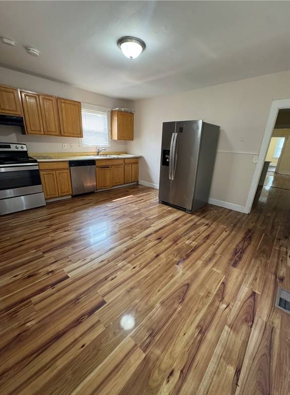 Brockton, MA 02301,140 Clifton #1
