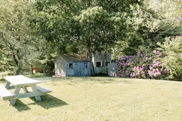 Bourne, MA 02532,22 Presidents Rd
