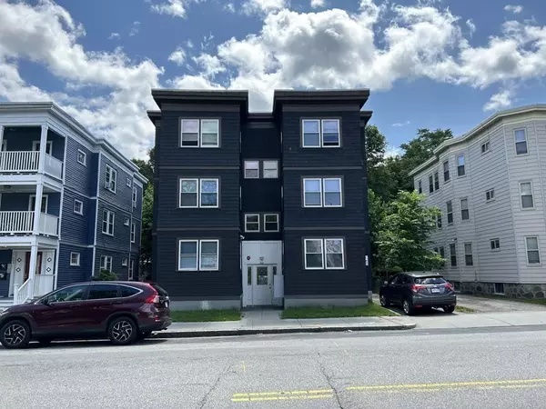 305 Cummins Highway #3L, Boston, MA 02131