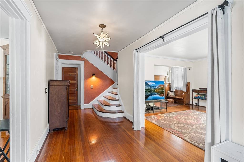 Somerville, MA 02143,24 Central St