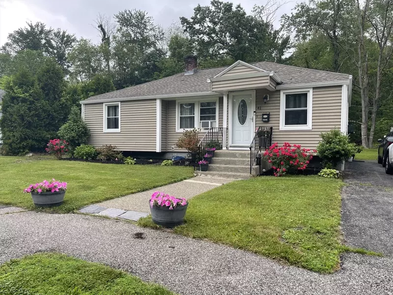 41 Knowles  Rd, Worcester, MA 01602