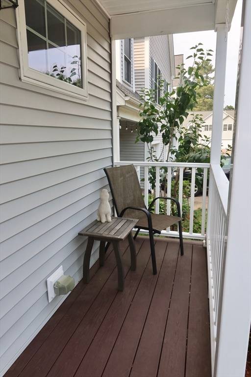 Walpole, MA 02081,12 Sterling Lane #12
