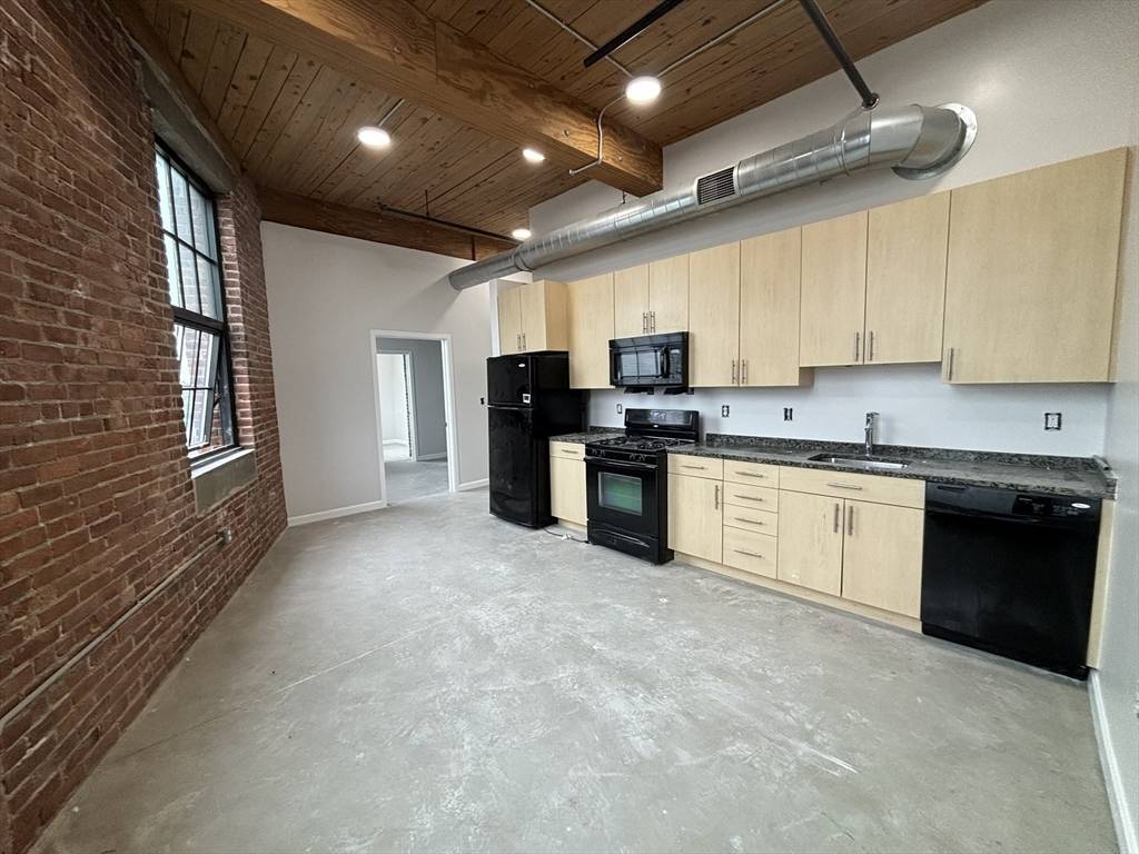 88 Gerrish Ave #202, Chelsea, MA 02150