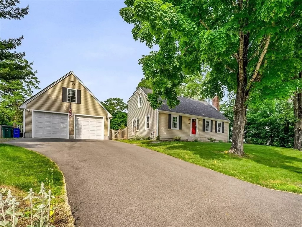 Attleboro, MA 02703,116 Woodstock Rd